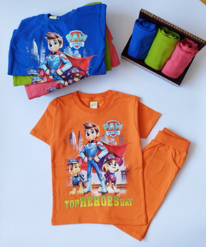 تیشرت شلوارک سگهای نگهبان